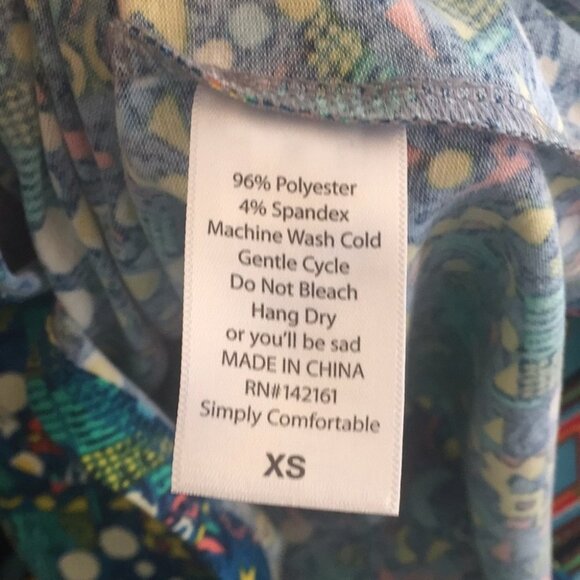 XS LuLaRoe Randy Tee DD11 1377 - Picture 5 of 5